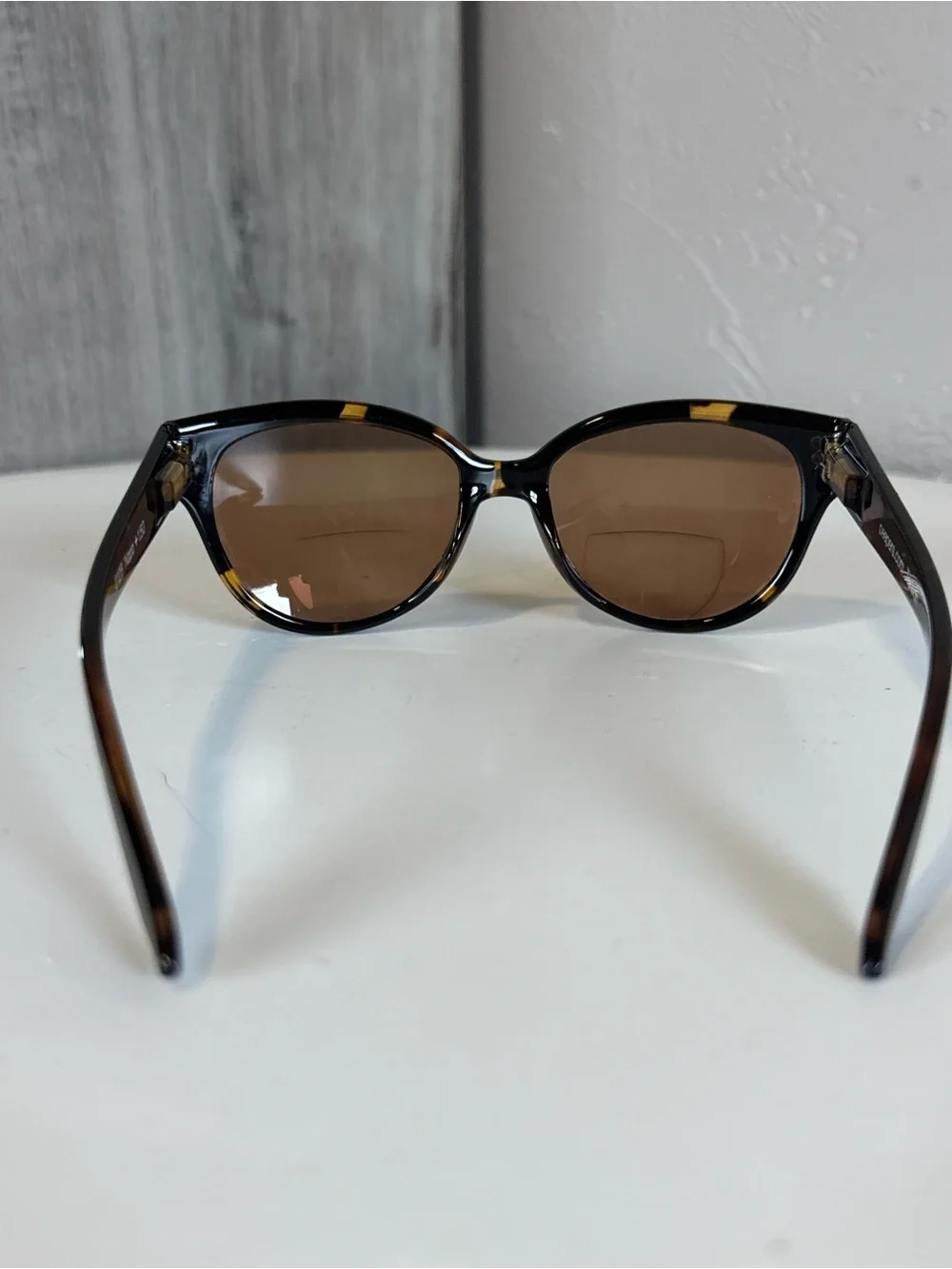 Peepers Napa +1.50 Bifocal Reader Sunglasses Brown Tortoise UV Readers